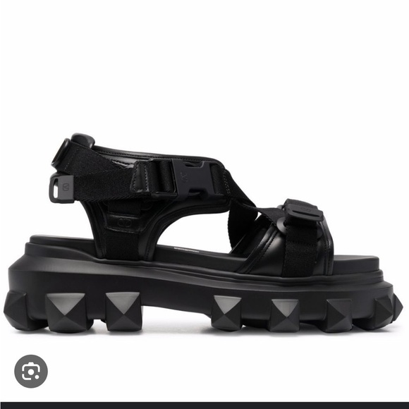 Valentino Garavani Shoes - Valentino Garavani Rockstud Leather Rubber-Sole Dad Sandals chunky